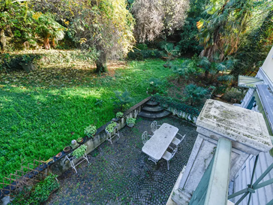 Immagine 39 di Appartamento in vendita  a Brescia