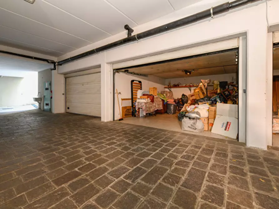 Immagine 44 di Appartamento in vendita  a Brescia