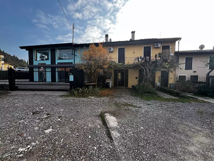 Immagine 19 di Attico in vendita  a Brescia