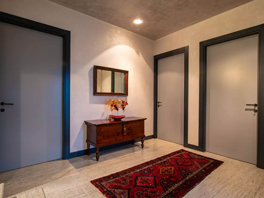 Immagine 19 di Villa in vendita  in Via Gabriele D'Annunzio a Due Carrare