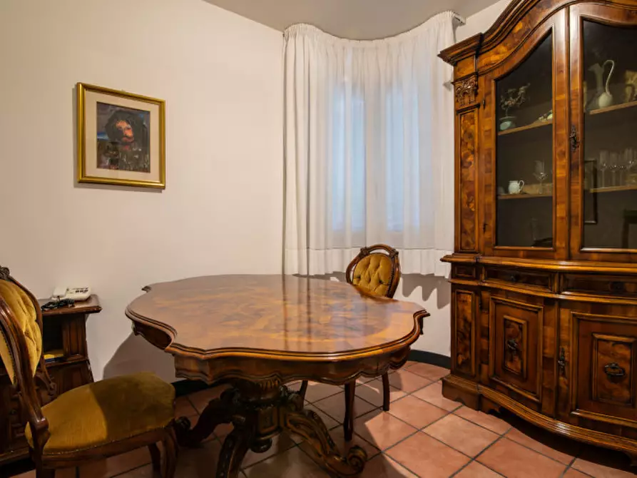 Immagine 24 di Villa in vendita  in Via Gabriele D'Annunzio a Due Carrare