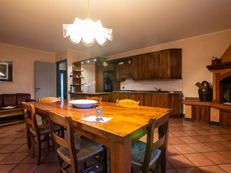 Immagine 25 di Villa in vendita  in Via Gabriele D'Annunzio a Due Carrare