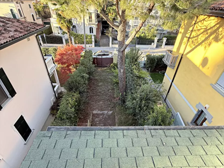 Immagine 13 di Casa indipendente in vendita  in Via Gustavo Modena a Padova