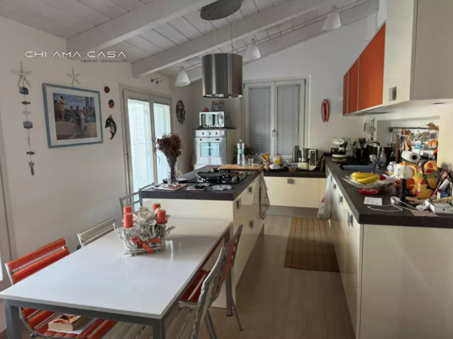 Immagine 13 di Casa indipendente in vendita  in Località Roncosambaccio a Fano