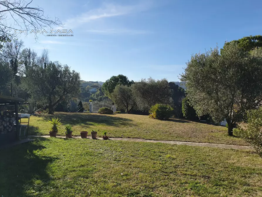 Immagine 32 di Casa indipendente in vendita  in Località Roncosambaccio a Fano