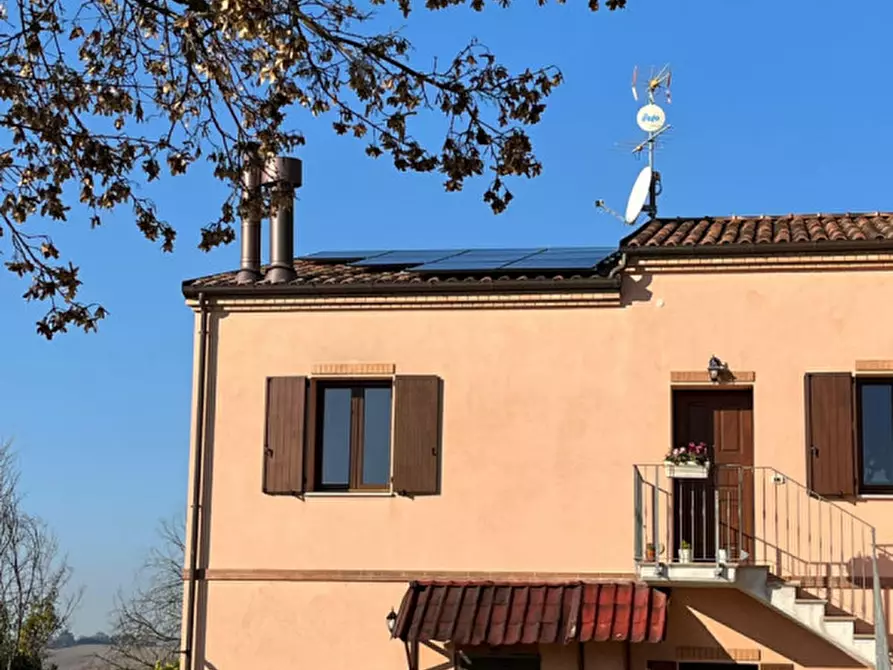 Immagine 2 di Casa trifamiliare in vendita  in via fornace a Ancona