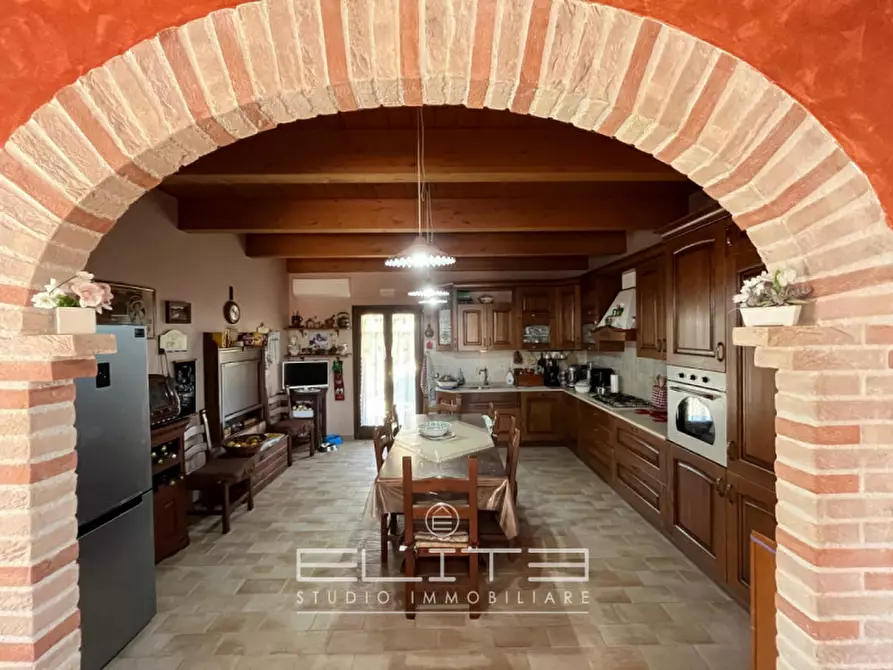 Immagine 14 di Casa trifamiliare in vendita  in via fornace a Ancona