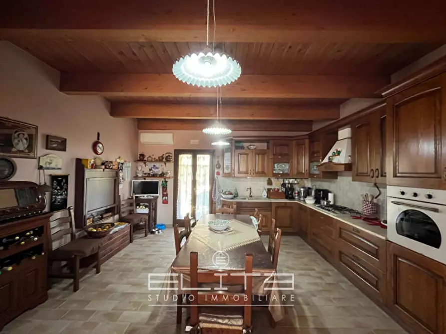 Immagine 15 di Casa trifamiliare in vendita  in via fornace a Ancona