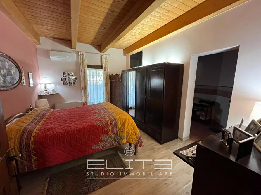 Immagine 16 di Casa trifamiliare in vendita  in via fornace a Ancona