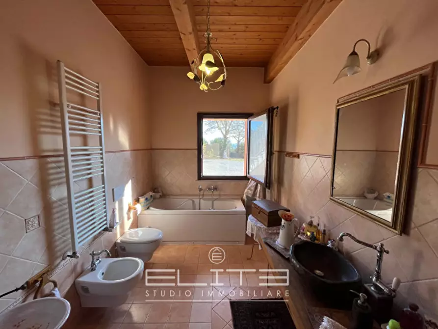 Immagine 19 di Casa trifamiliare in vendita  in via fornace a Ancona