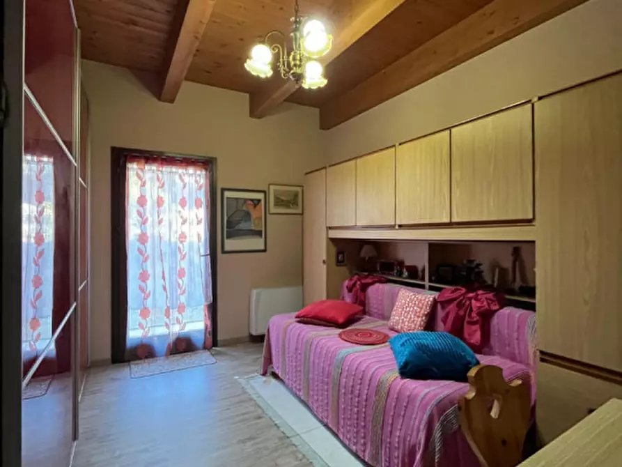 Immagine 21 di Casa trifamiliare in vendita  in via fornace a Ancona