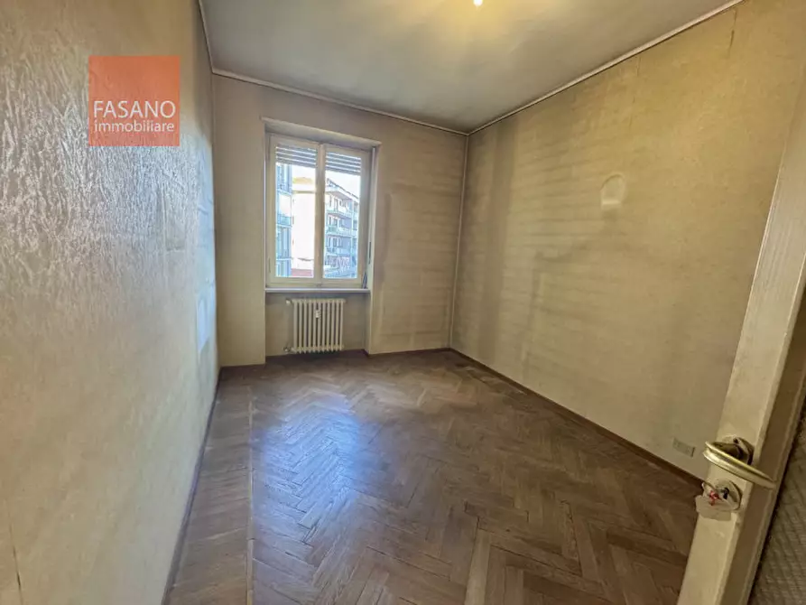 Immagine 12 di Appartamento in vendita  in Corso A. Tassoni 47 a Torino