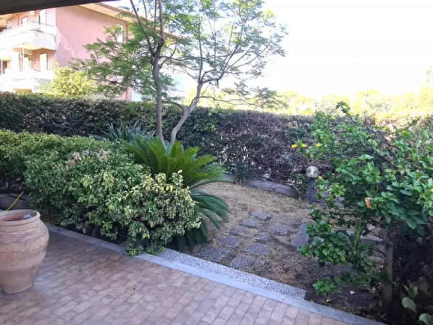 Immagine 13 di Appartamento in vendita  in Via Mario Rapisardi a Aci Castello