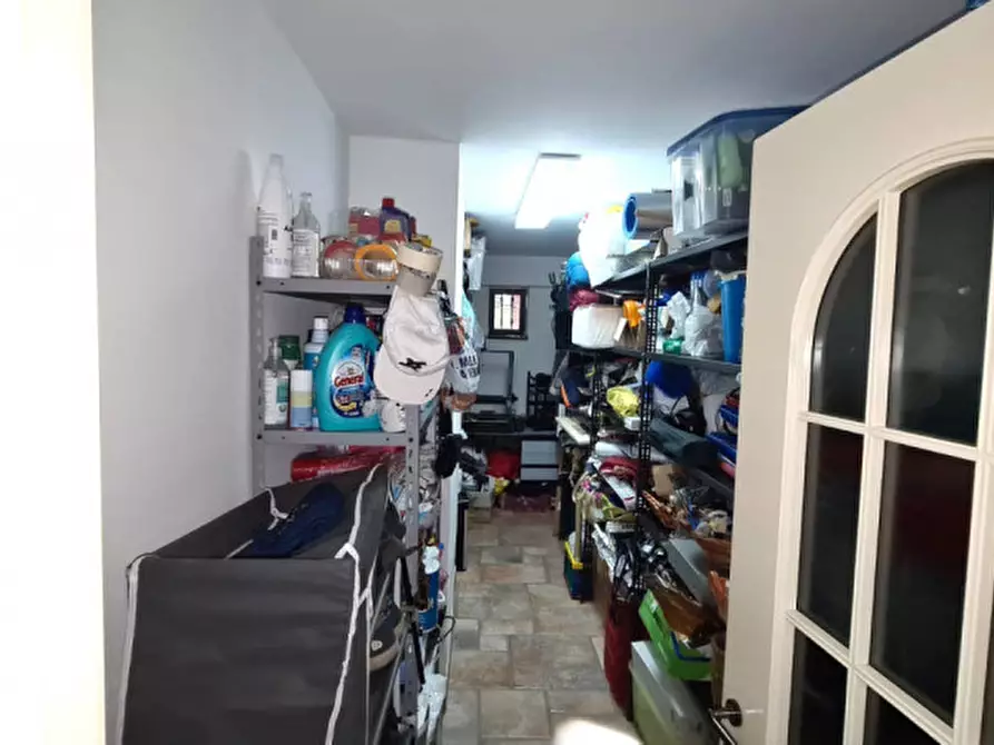 Immagine 14 di Villa in vendita  in Via Volturno a Mascalucia