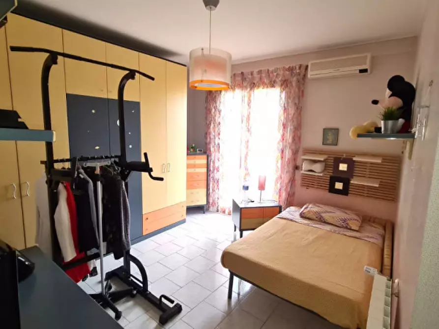 Immagine 20 di Villa in vendita  in Via Volturno a Mascalucia