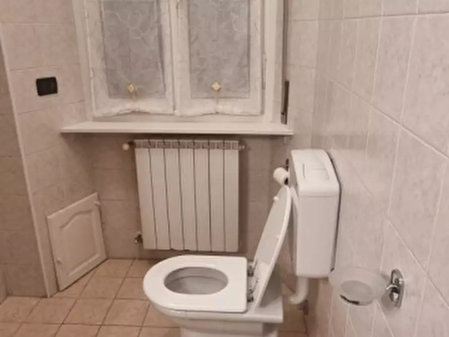 Immagine 22 di Appartamento in vendita  in Corso Libertà, 277 a Vercelli