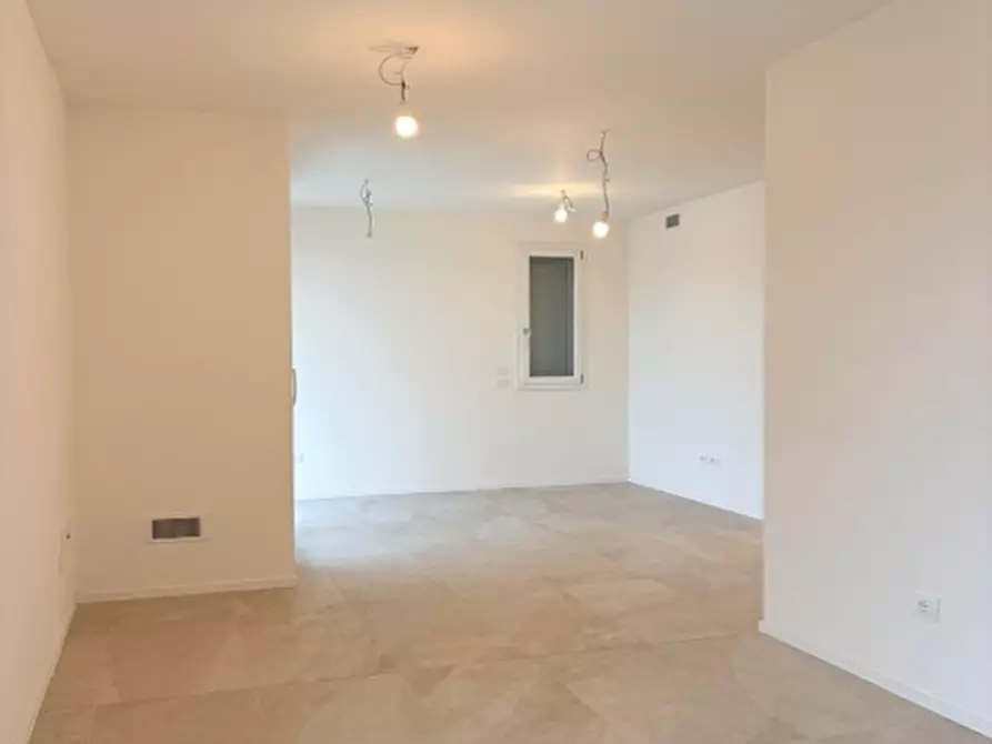Immagine 4 di Appartamento in vendita  in via Aita a Padova