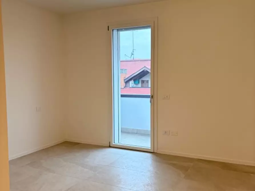 Immagine 10 di Appartamento in vendita  in via Aita a Padova