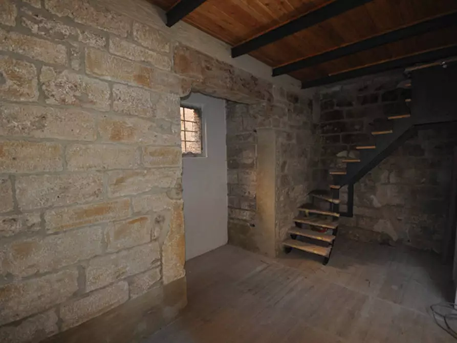 Immagine 6 di Negozio in affitto  in Via Terenzio Varrone, 146 a Rieti