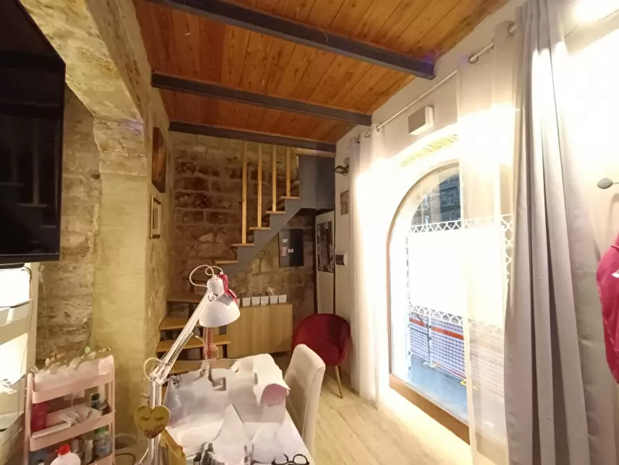 Immagine 8 di Negozio in affitto  in Via Terenzio Varrone, 146 a Rieti