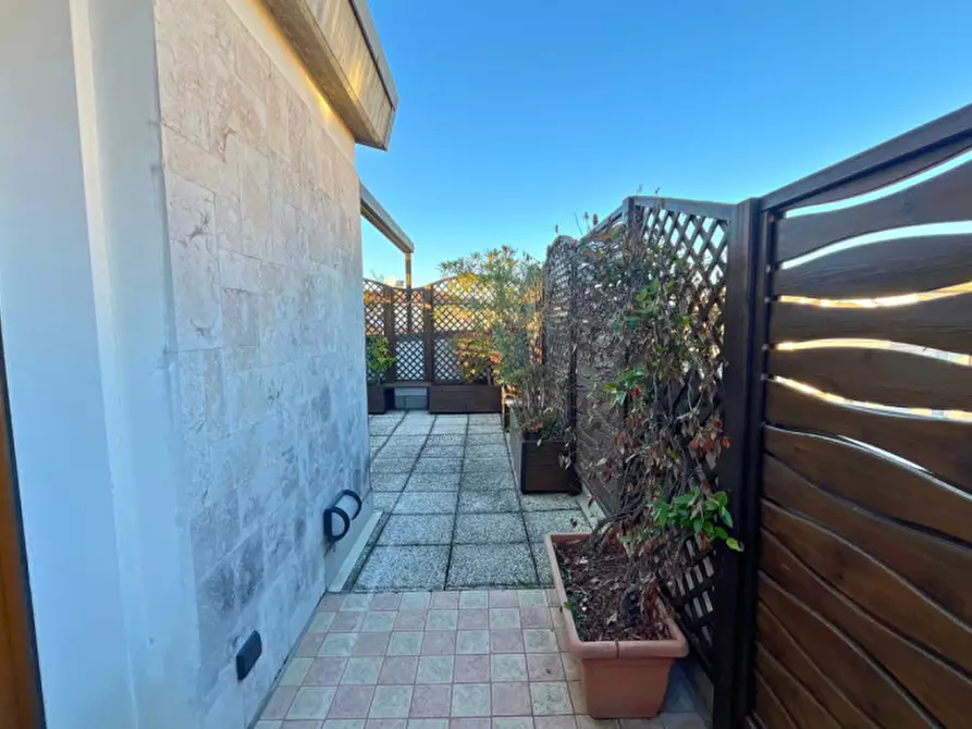 Immagine 35 di Attico in vendita  in Viale Verona a Vicenza