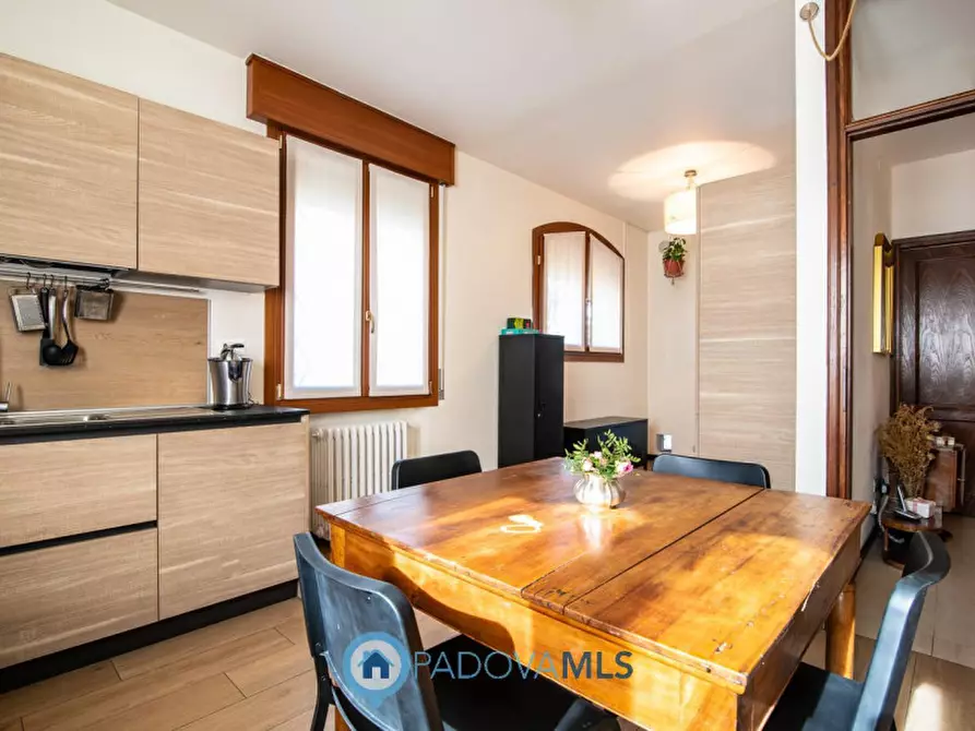 Immagine 10 di Casa bifamiliare in vendita  in Via Bari, 5 a Padova