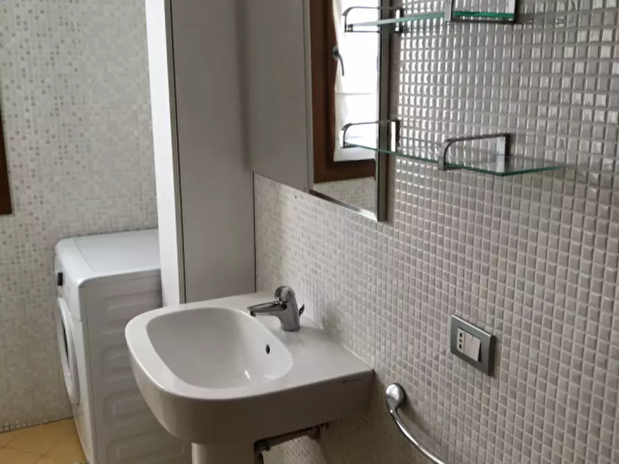 Immagine 17 di Appartamento in vendita  in Via Giovine Europa a Vigonza