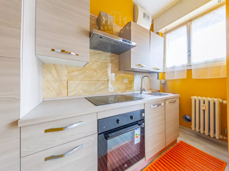 Immagine 5 di Appartamento in affitto  in Via Romualdo Bonfadini 94 a Milano