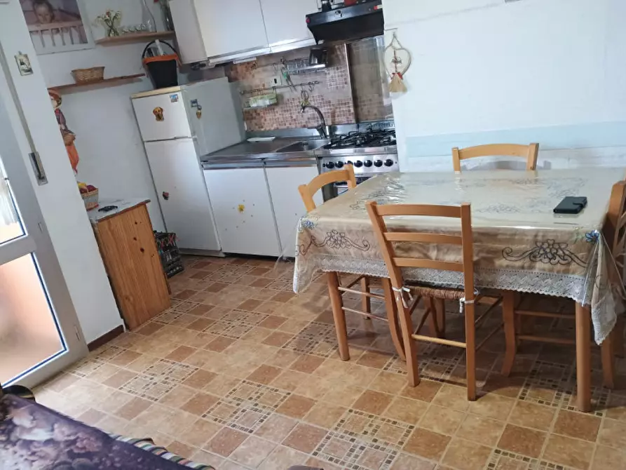 Immagine 2 di Appartamento in vendita  a Fano