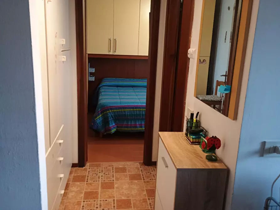 Immagine 3 di Appartamento in vendita  a Fano