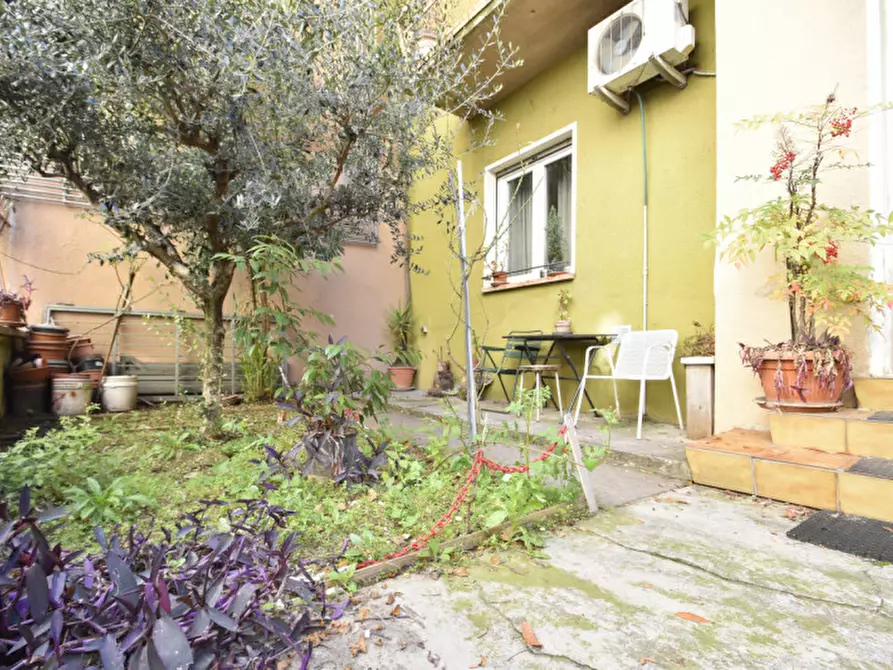 Immagine 6 di Villetta a schiera in vendita  in vicolo padri 9 a Bussolengo