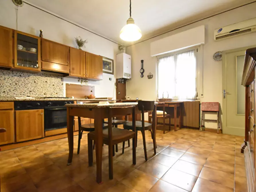 Immagine 10 di Villetta a schiera in vendita  in vicolo padri 9 a Bussolengo