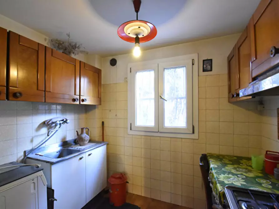 Immagine 12 di Villetta a schiera in vendita  in vicolo padri 9 a Bussolengo