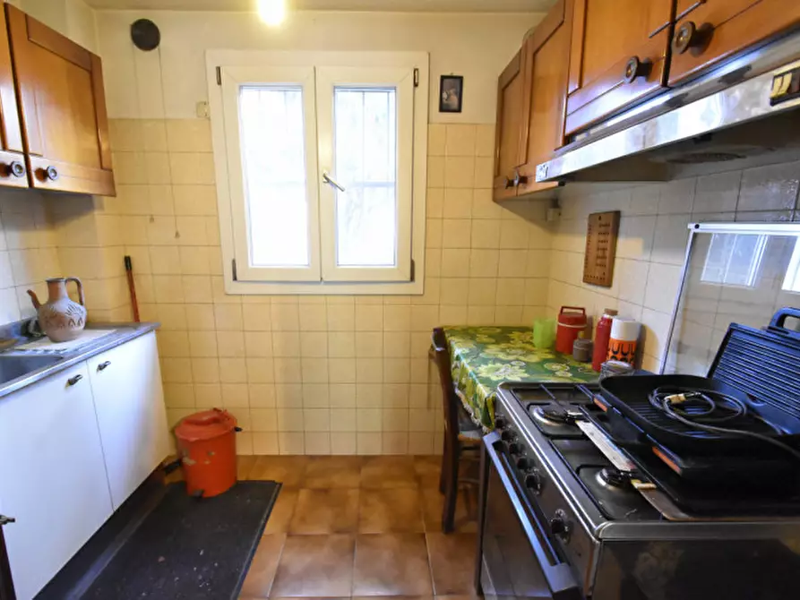 Immagine 13 di Villetta a schiera in vendita  in vicolo padri 9 a Bussolengo