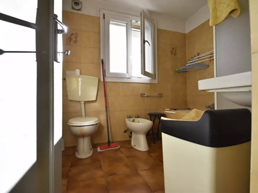 Immagine 19 di Villetta a schiera in vendita  in vicolo padri 9 a Bussolengo