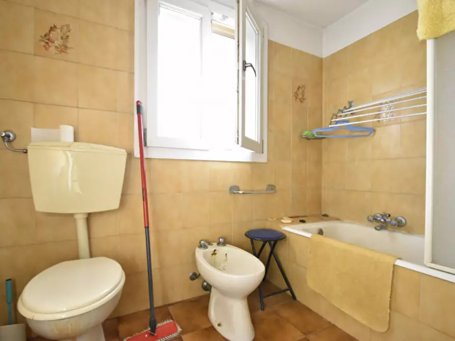 Immagine 20 di Villetta a schiera in vendita  in vicolo padri 9 a Bussolengo