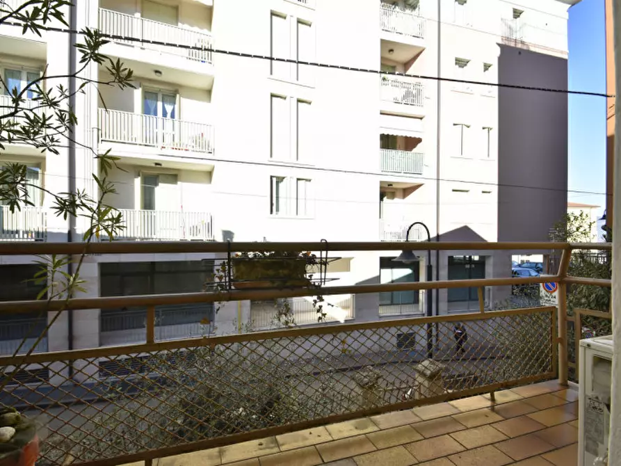 Immagine 30 di Villetta a schiera in vendita  in vicolo padri 9 a Bussolengo