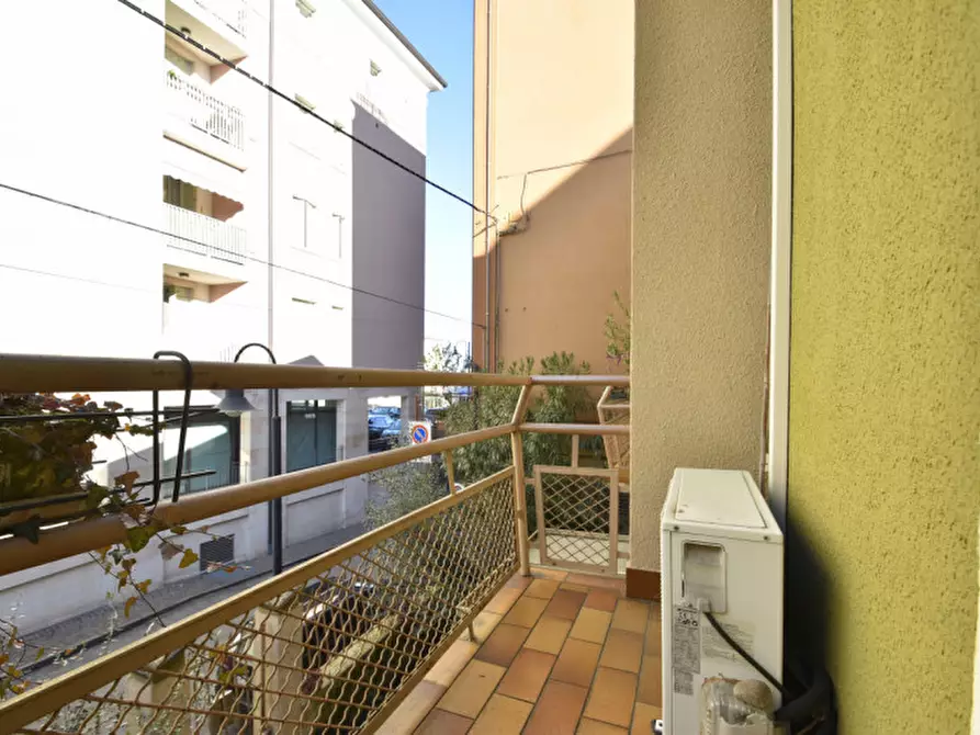 Immagine 31 di Villetta a schiera in vendita  in vicolo padri 9 a Bussolengo