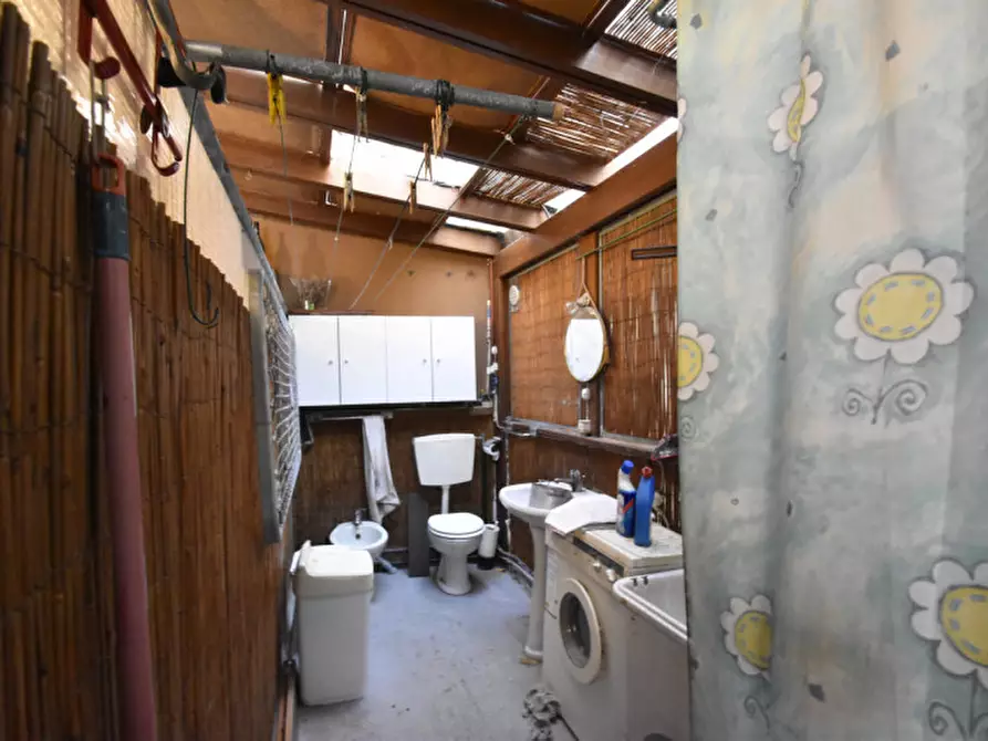 Immagine 37 di Villetta a schiera in vendita  in vicolo padri 9 a Bussolengo