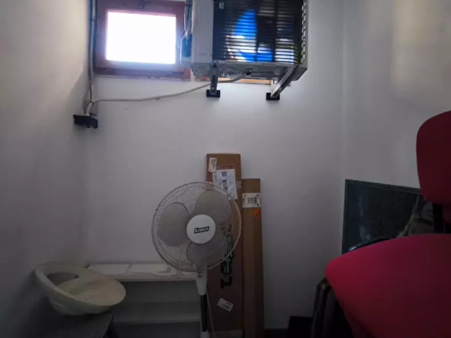Immagine 8 di Ufficio in affitto  in Viale Armando Diaz 37 a San Giovanni Valdarno
