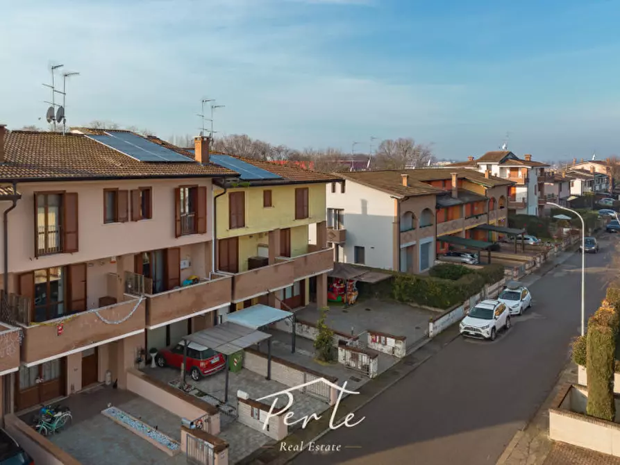 Immagine 4 di Villetta a schiera in vendita  in Via Grecia 42 a Curtatone