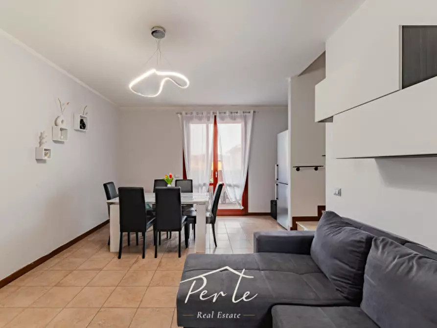 Immagine 7 di Villetta a schiera in vendita  in Via Grecia 42 a Curtatone