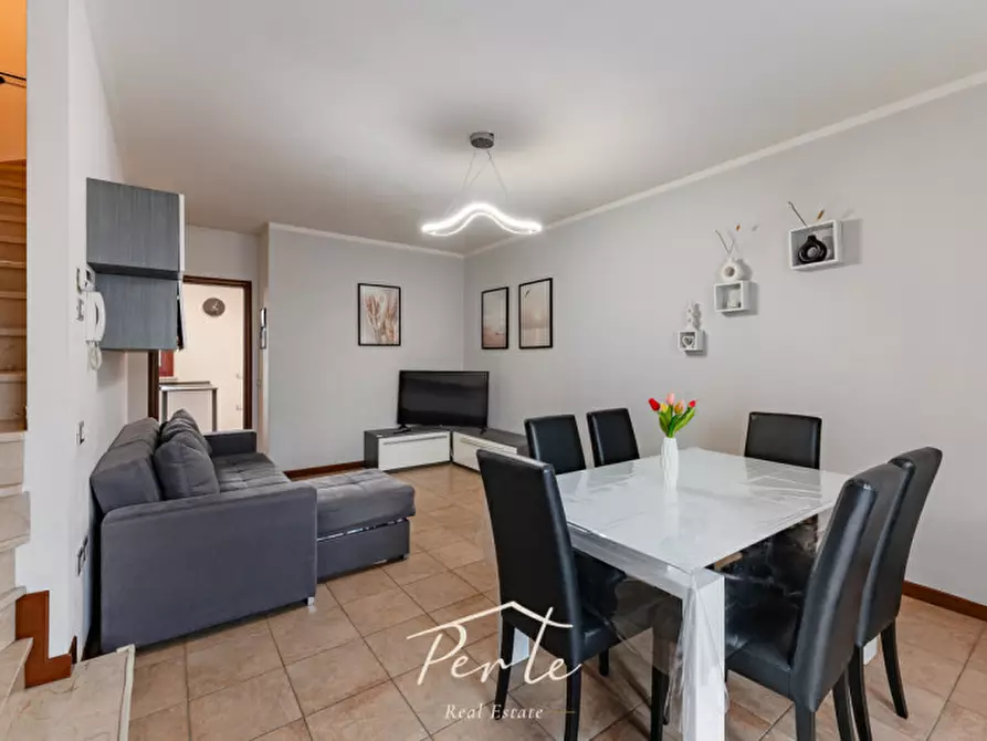 Immagine 8 di Villetta a schiera in vendita  in Via Grecia 42 a Curtatone