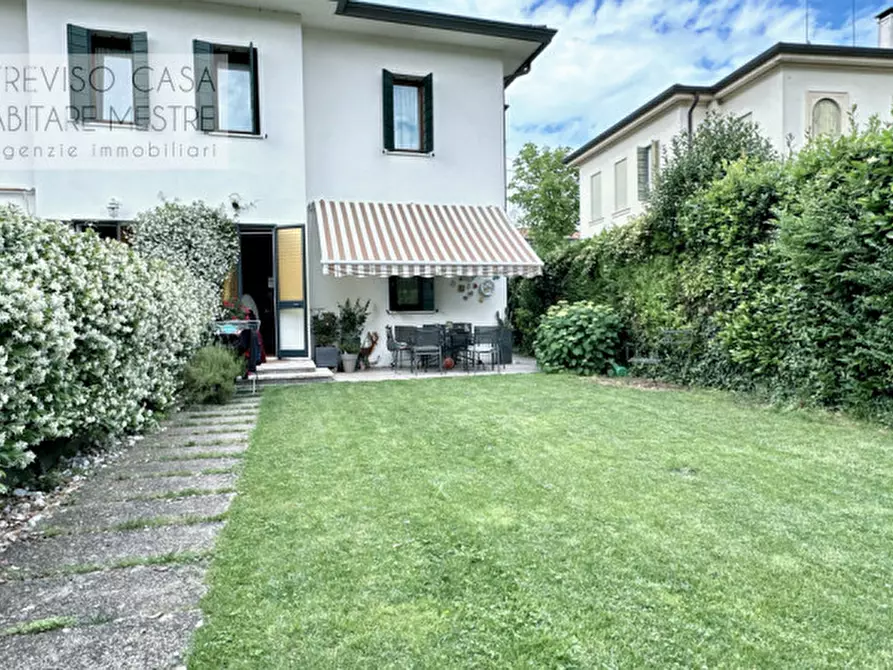 Immagine 6 di Casa bifamiliare in vendita  in Via Domenico Federici 3 a Treviso
