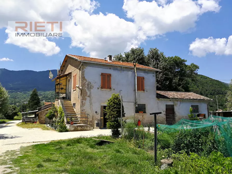 Immagine 2 di Rustico / casale in vendita  in Via Montisola, 69 a Contigliano