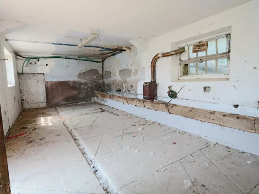 Immagine 9 di Rustico / casale in vendita  in Via Montisola, 69 a Contigliano