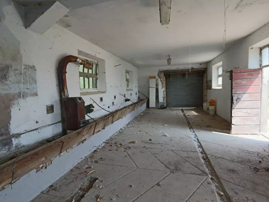 Immagine 10 di Rustico / casale in vendita  in Via Montisola, 69 a Contigliano