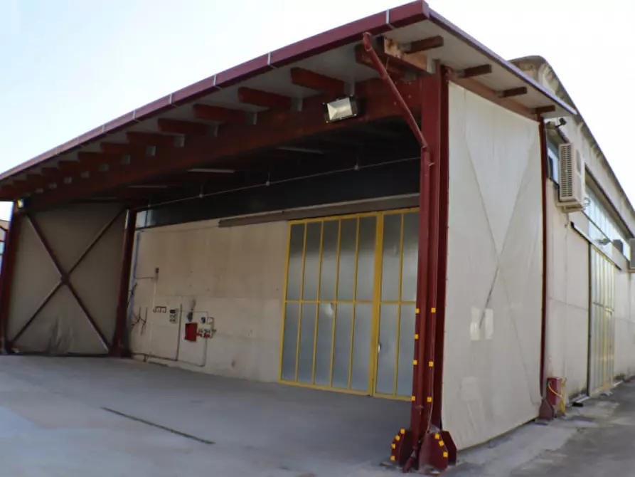 Immagine 23 di Capannone industriale in affitto  in Traversa Prima di Via Benito Graziani a Rieti