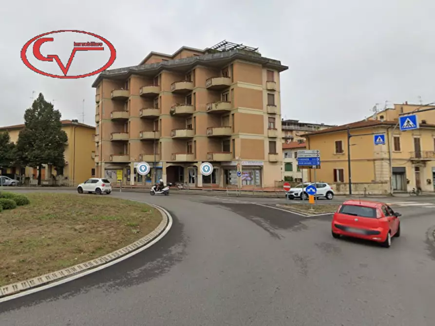Immagine 1 di Ufficio in vendita  in Viale Armando Diaz 37 a San Giovanni Valdarno