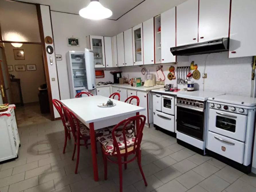 Immagine 3 di Appartamento in vendita  a Vicenza